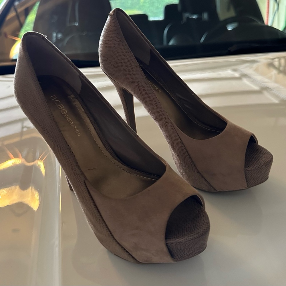 BCBGeneration Brown Peep-Toe Platform Heels